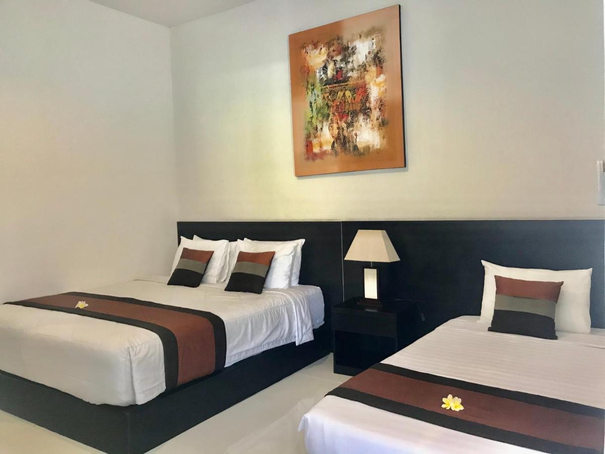 The Celuk Homestay Jimbaran Kültér fotó