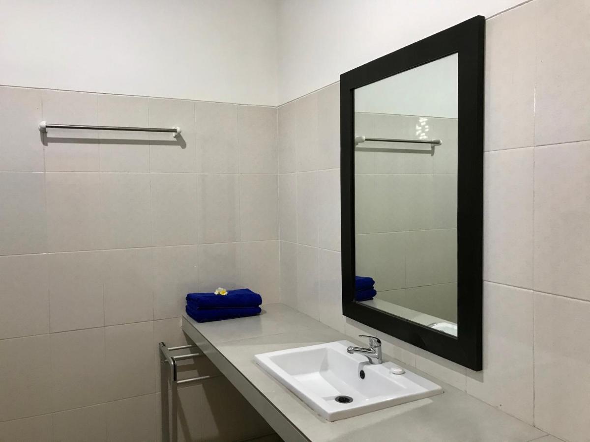 The Celuk Homestay Jimbaran Kültér fotó