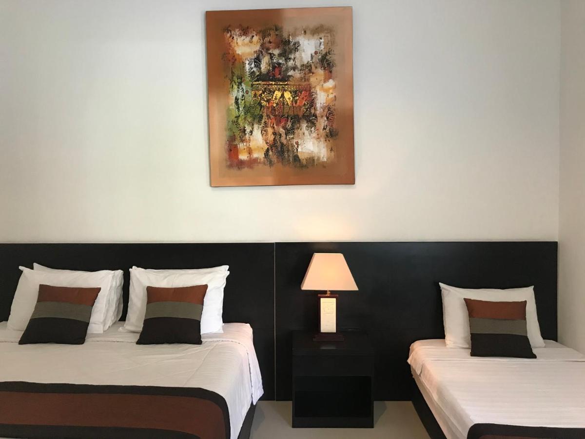 The Celuk Homestay Jimbaran Kültér fotó