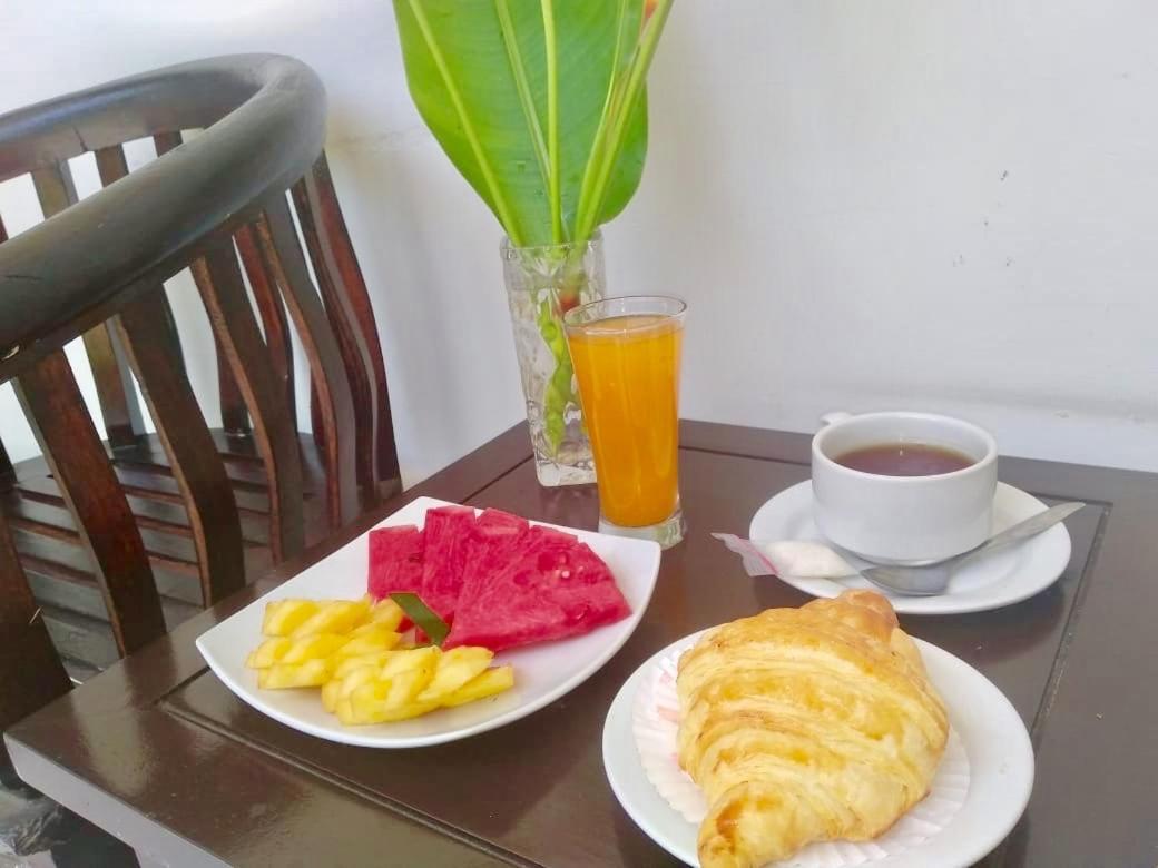 The Celuk Homestay Jimbaran Kültér fotó